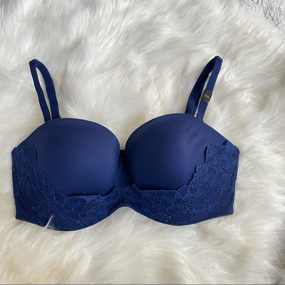 Victoria’s Secret Body Bra